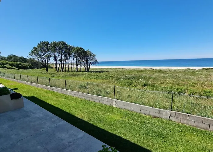 Lägenhet Playa De Larino Gándara